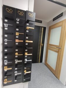 ERKADO JUKA ALTAMURA KLAMKI INFINITY LINE